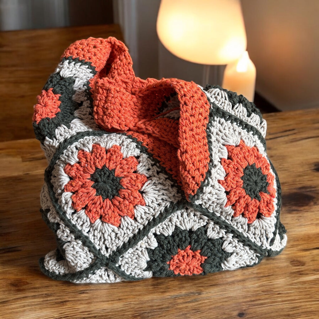 Bolso Hombro Crochet Granny Square Coral y Gris