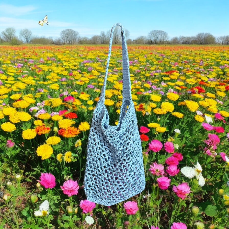 BOLSO TEJIDO A CROCHET CALADO DE HILO AZUL CLARO