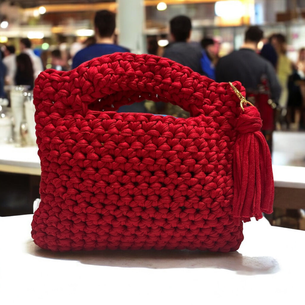 BOLSO DE TRAPILLO HECHO A MANO