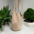 BOLSO TEJIDO A CROCHET COLOR CRUDO PUNTO CALADO DOBLE ASA