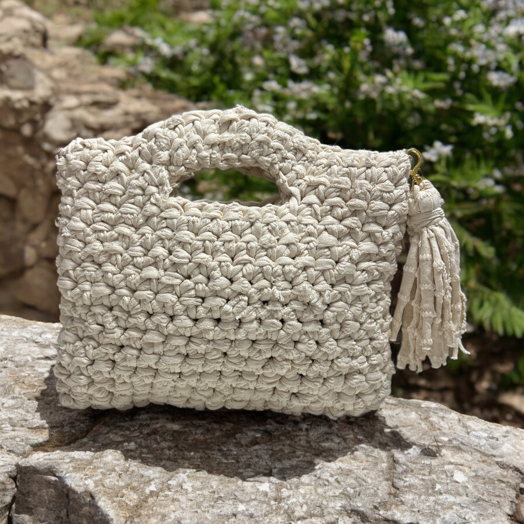 BOLSO DE TRAPILLO COLOR CRUDO