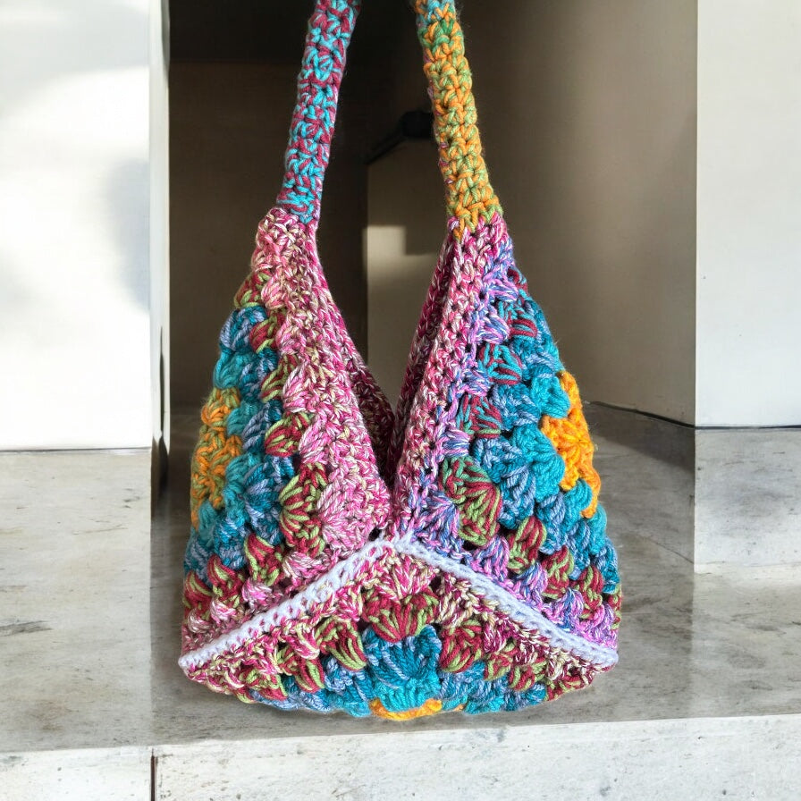 BOLSO DISEÑO GRANNY TEJIDO A CROCHET