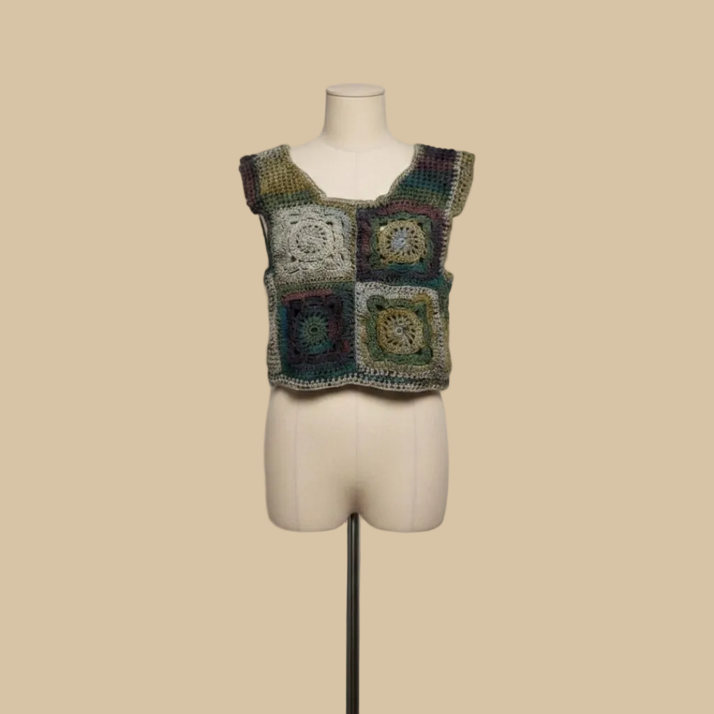 Blusa tejida a crochet diseño mandala de hilo