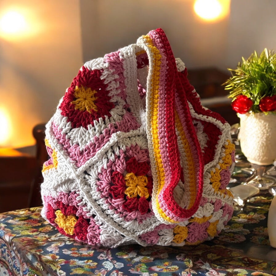 BOLSO DISEÑO GRANNY HECHO A MANO