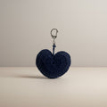 Llavero tejido a crochet estilo granny color azul