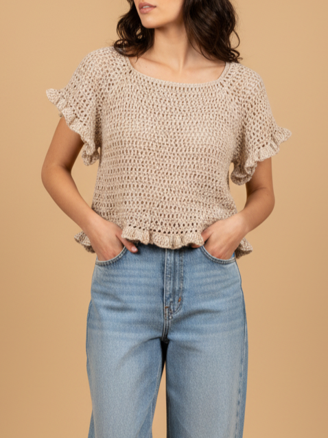Blusa Crochet Beige con Volantes